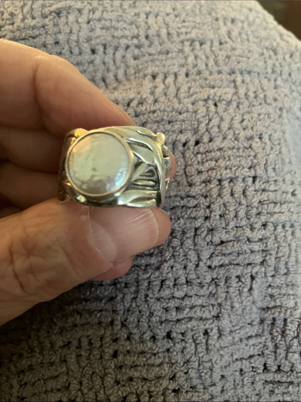 Silpada Silver Ring with Iridescent Moonstone - Picture 11 of 13